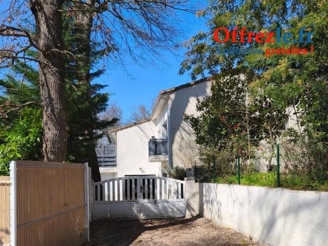 Villa moderne de 2006 de 130 m²
