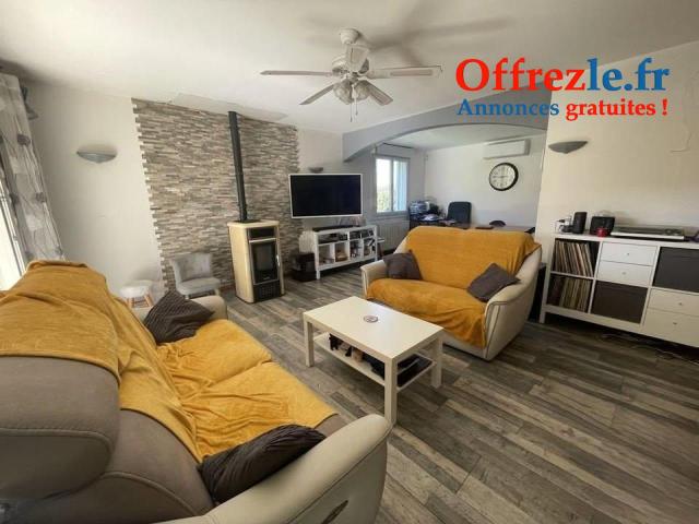 Propriété 5 pièces  Maison 130 m² avec grand terrain et piscine à Sonville - 8