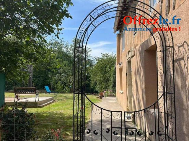 Rare à la vente – Ensemble immobilier de caractère avec fort potentiel locatif