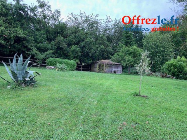BELLE PROPRIETE DE 22 HA  AVEC MAISON D'HABITATION EN PERIGORD BLANC - 16
