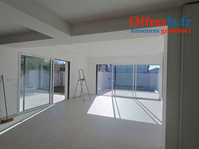 Maison entièrement rénovée d'environ 130 m2 habitable. Parcelle de 350 m2. - 11