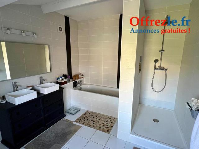 Maison 186m2 et appartement T2 loué, terrain 734m2 et piscine - 8