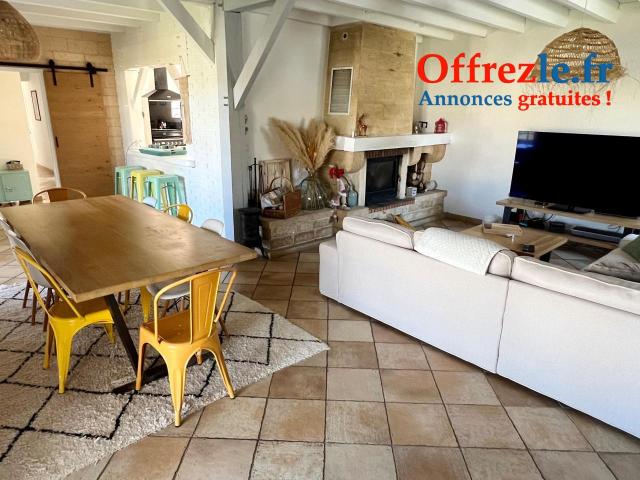 Maison 168m2, garage triple 70m2, piscine, sur terrain de 2054m2