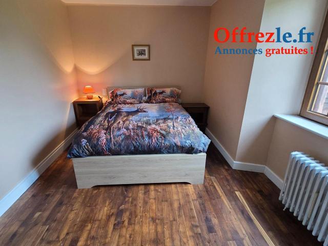 Loue belle maison avec terrain