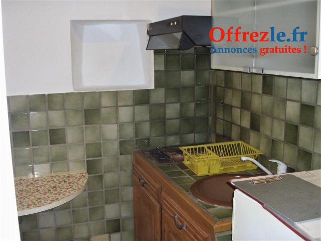 PEYNIER LOUE STUDIO MEUBLE 20 m² POUR 1 PERSONNE