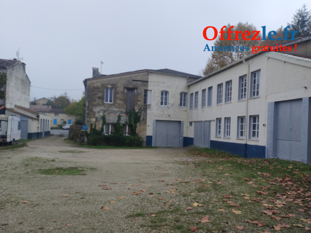 GARAGE / GARDE MEUBLE